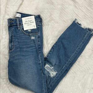 Abercrombie & Fitch Super Skinny Ankle Jeans in Medium Blue Wash